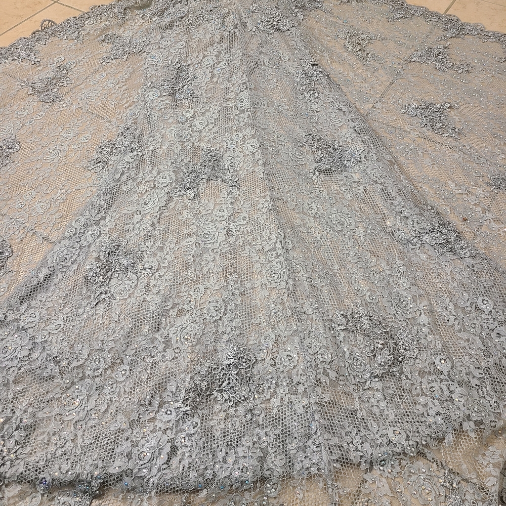 Dress - Picture 8 of 12